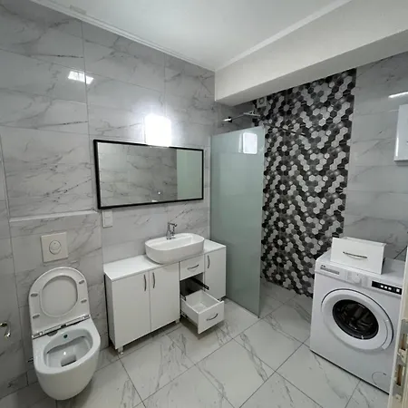 Kings Apartment